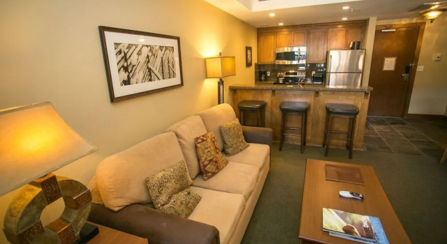 Sundial Lodge Condo Steps from Red Pine Gondola by RedAwning, Забронировать Апартаменты/квартира Парк-Сити Deer Valley - The Canyons
