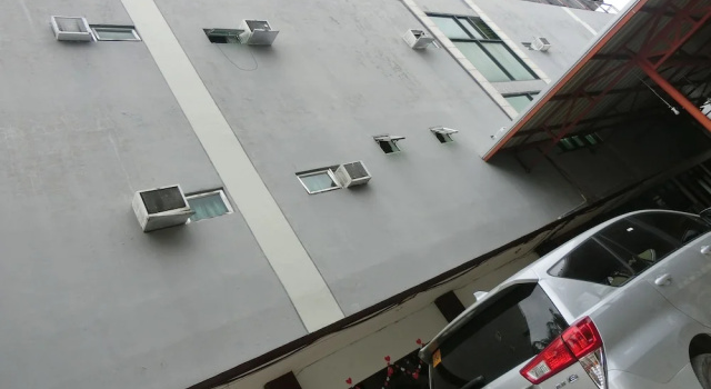 Axis Pension Hotel, Rezerwuj Hotel Hotele w Cebu z Parkingiem, Parking