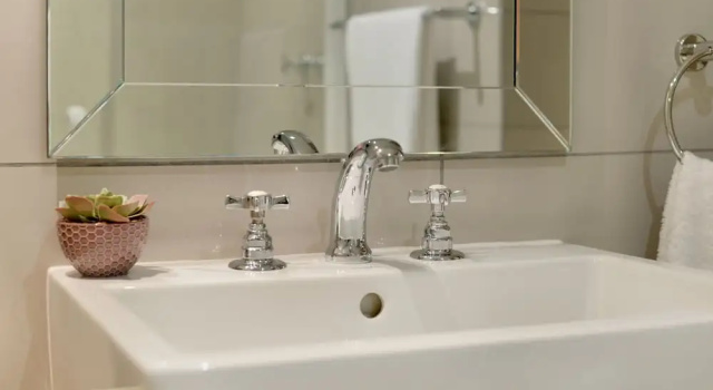 Апартаменты с балконом Unit Number 204 Cape Royale Luxury Apartments