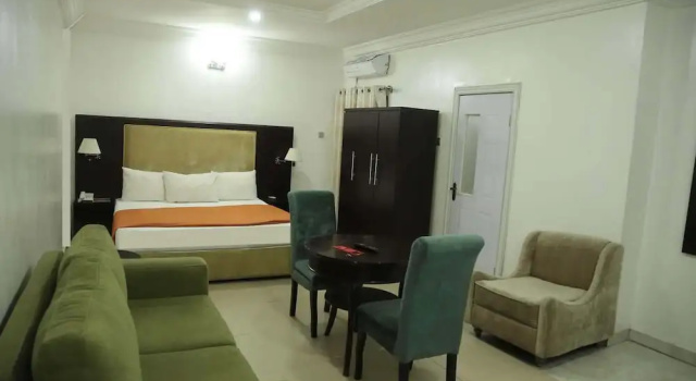 Номер Standard Hotel Ibis Royale Owerri