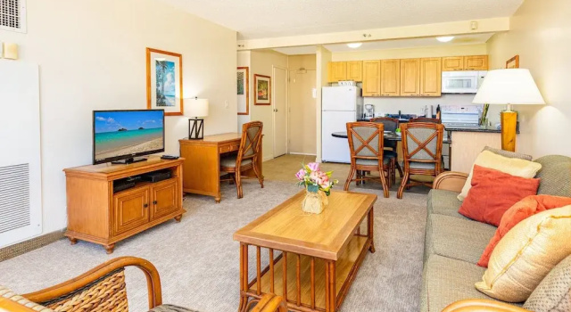 Апартаменты c 1 комнатой с видом на горы Waikiki Sunset Close to Beach with Parking
