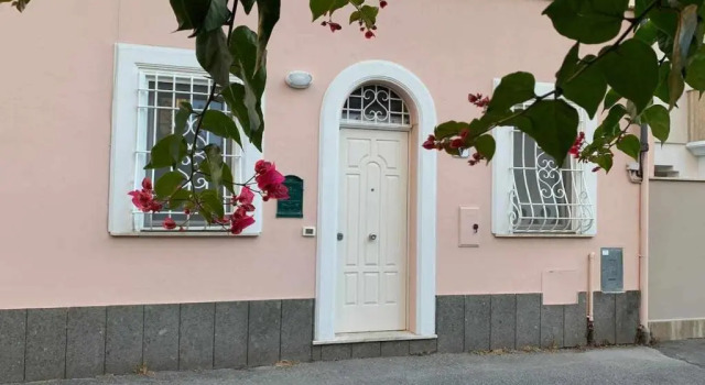 Charming And Cozy House