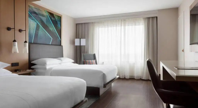 Четырёхместный номер Standard Des Moines Marriott Downtown
