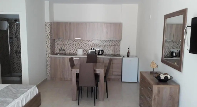 Студия Boronia Hotel Apts
