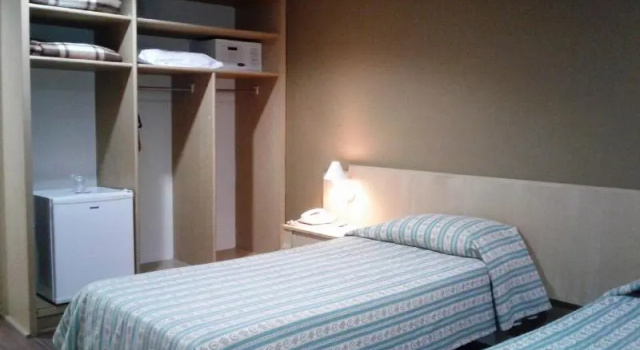 Номер Classic Master Express Alberto Bins - 200 metros do Hospital Santa Casa