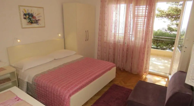 Apartments Staničić