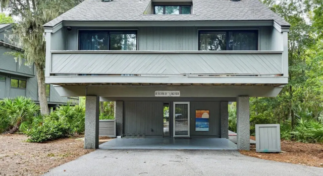 Walk to Beach: Unique Sea Pines Getaway!, Забронировать Дом для отпуска Виллы Lowcountry, Вилла