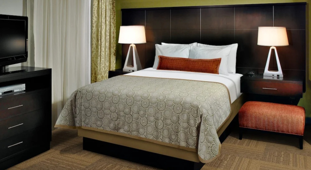 Staybridge Suites - Johnson City by IHG, Rezervasyon Otel Johnson City Tennessee