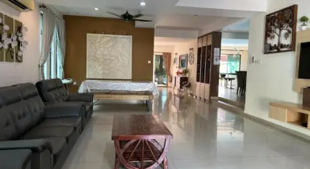 Melaka Beachfront Villa with Pool, Rezervasyon Villa Malakka Kır Evleri / Kır Evleri, Küçük Ev