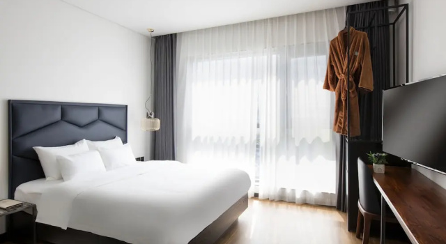 Neulpum Hotel, Забронировать Отель Чонджу Чолла-Пукто, рядом с Музей королевских портретов