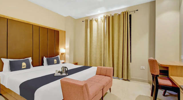 Townhouse Oak The Elegance Hotel, Забронировать Отель Варанаси Варанаси