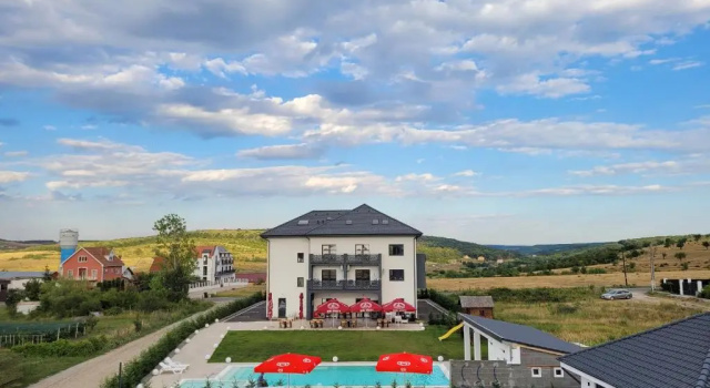Apartament Natalia, Забронировать Апартаменты/квартира Отели Бэйле-Феликс с парковкой, Парковка