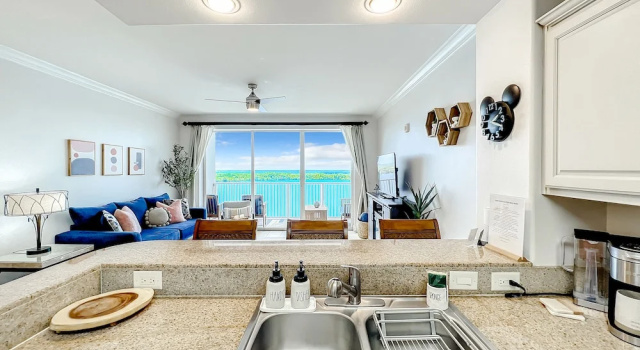Lakefront Resort in Heart of Orlando Attractions - Tu Casa Vacations, Забронировать Курортный отель Лейк Буэна Виста 