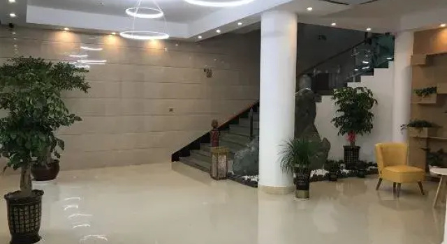 Li Rui Hotel (Cixi City Center Store)