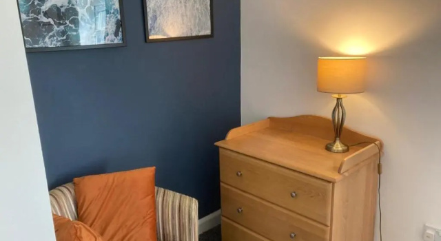 Cosy 2-bedroom House in Widnes Sleeps 4, Varaa Hotelli Widnes Cheshire