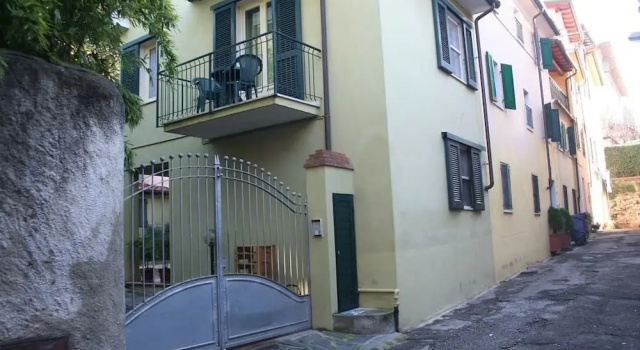 Palazzo Ferretti, Забронировать Отель Пьетрасанта Версилия