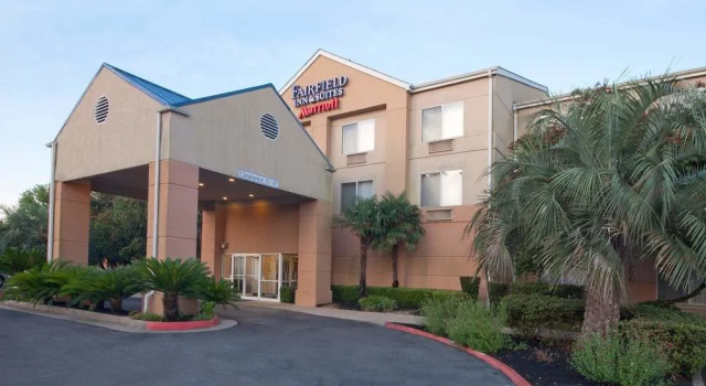 Fairfield Inn & Suites Beaumont, Boek Hotel Hotels in Houston met zwembad, Zwembad