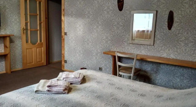 Zelena Sadyba Bila Stavka, Varaa Hotelli Ivano-Frankivsk hotellit, joissa on uima-allas, Uima-allas