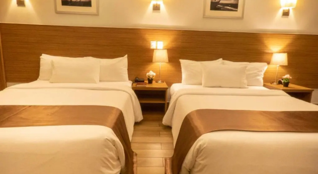 Номер Classic Weston Suites Hotel
