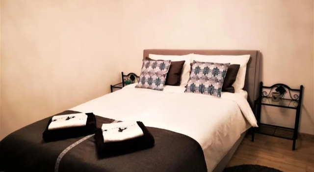 Коттедж R&B Guest House