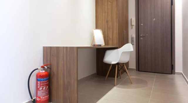 TONI'S Charming Apartment in the Thisseo station, Забронировать Апартаменты/квартира Отели Афин с парковкой, Парковка