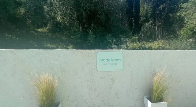 Коттедж Magellanos Mint House- Kinopiastes