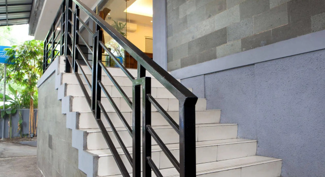 RedDoorz Plus @ Erlich Pasir Kaliki, Rezervovat Hotel Bandung Kidul 