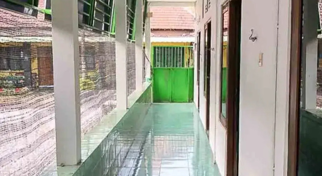 Griya Fadamas Syariah RedPartner, Брондау Қонақ үй Madiun қаласындағы төсек алаңы бар қонақ үйлер, Тоқтау алаңы