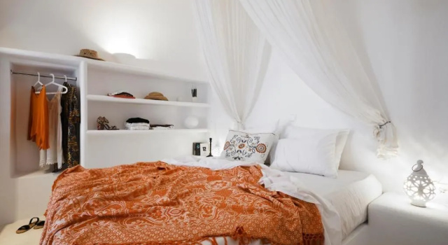 The Small Architect'S Villa Santorini