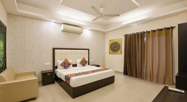 Номер Premium Fabhotel Harnoor House