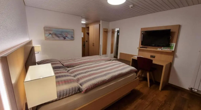 Двухместный номер Standard с балконом Hotel Astoria
