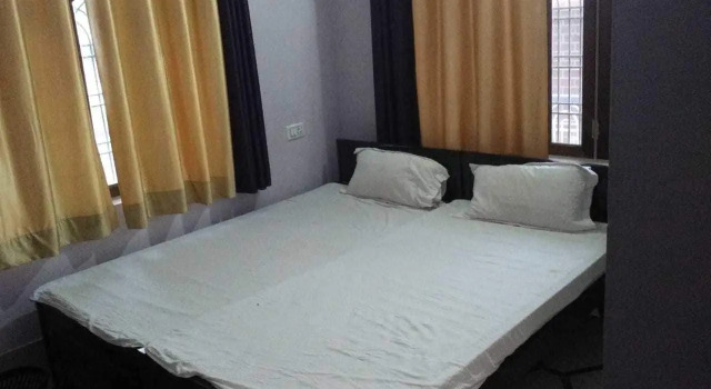 Srishti Shelter, Забронировать Отель Недорогие отели штата Уттар-Прадеша, недорогие