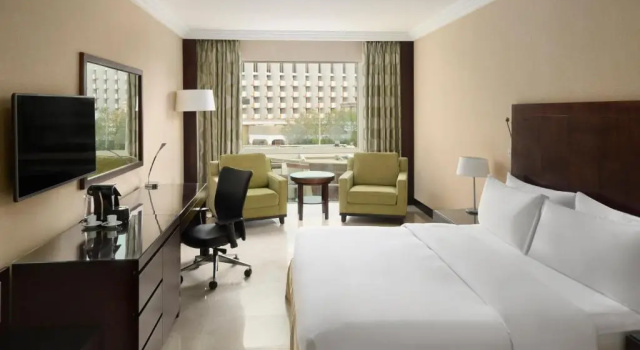 Двухместный номер Accessible Crowne Plaza Jeddah by IHG