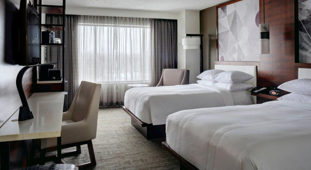 Четырёхместный номер Standard Marriott East Lansing at University Place
