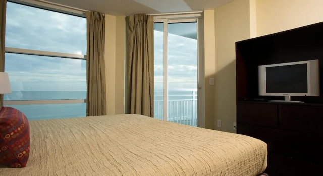 Люкс Premium с 3 комнатами с видом на океан Seaside Resort by Capital Vacations