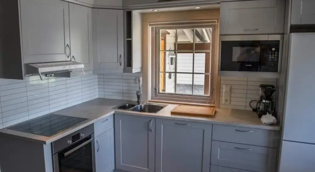 Spacious Holiday Home in Kinsarvik