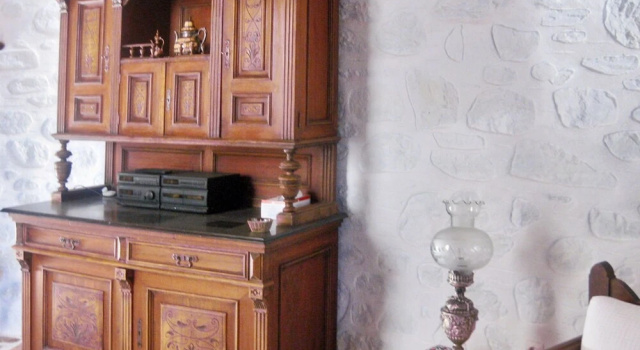 Enchanting Island House on Syros Island, Chroussa Village Surrounded b