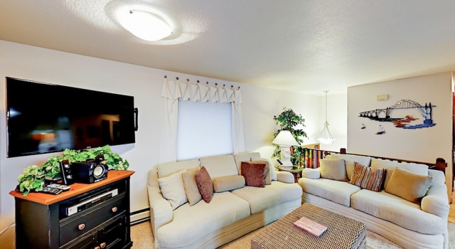 1235 NW Spring St Home