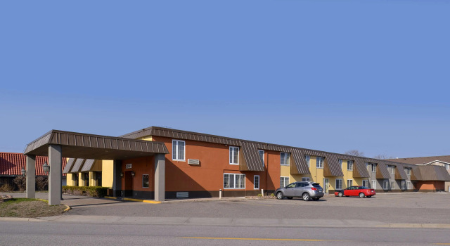 Americas Best Value Inn and Suites St. Cloud, Rezervați Hotel Saint Cloud Minnesota
