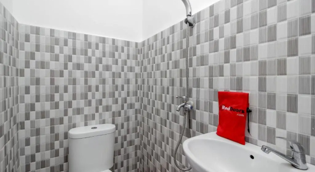 Двухместный номер Standard RedDoorz near Sam Ratulangi Airport Manado