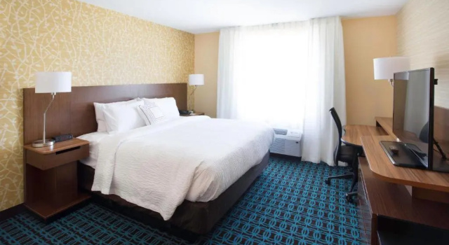 Номер Standard Fairfield Inn & Suites by Marriott Decorah
