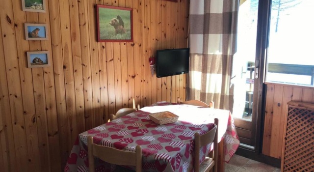Appartement Montgenèvre, 2 pièces, 4 personnes - FR-1-445-123, Забронировать Апартаменты/квартира Отели Монженевр с парковкой, Парковка