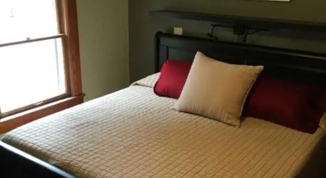 Washington House, Rezervați Hotel Illetas Michigan