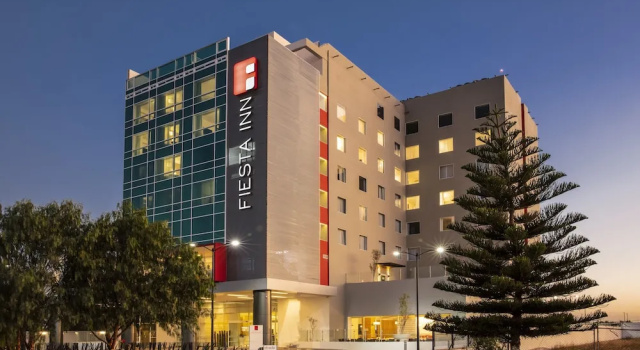 Fiesta Inn Celaya Galerias, Забронировать Отель Отели Селая с бассейном, Бассейн