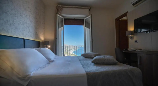 Двухместный номер Deluxe с балконом и с видом на море Splendid Hotel Taormina