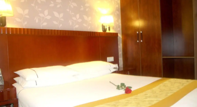 Silver Hotel