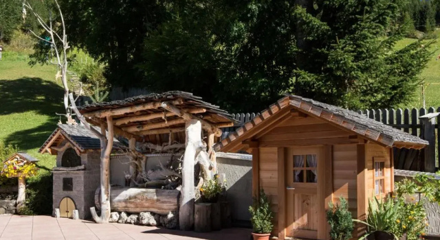 Appartamenti Col da Vënt, Book Hotel Badia Corvara