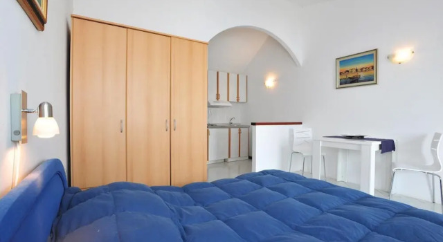 Awesome Home in Lokva Rogoznica With Wifi and 4 Bedrooms, Κράτηση Ξενοδοχείο Lokva Rogoznica Split Region, κοντά στο Lokva Beach