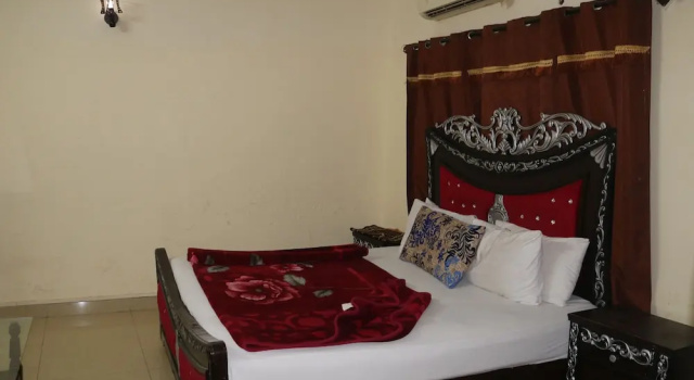 Budget Inn Guest House