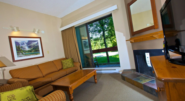 Tantalus Resort Lodge